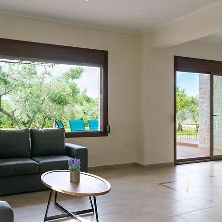 Ml Aretes Nyaraló *