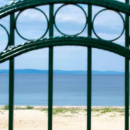 Ml Aretes Nyaraló Toróni